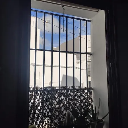 Tranquilo En El Centro De Conil Apartamento