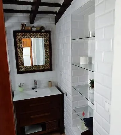 Tranquilo En El Centro De Conil Apartamento